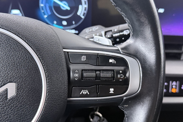 Kia Sportage 1.6 T-GDi Hybrid DynamicLine (TREKHAAK, DIGITALE COCKPIT, CRUISE ADAPTIEF, CAMERA, NAVIGATIE)