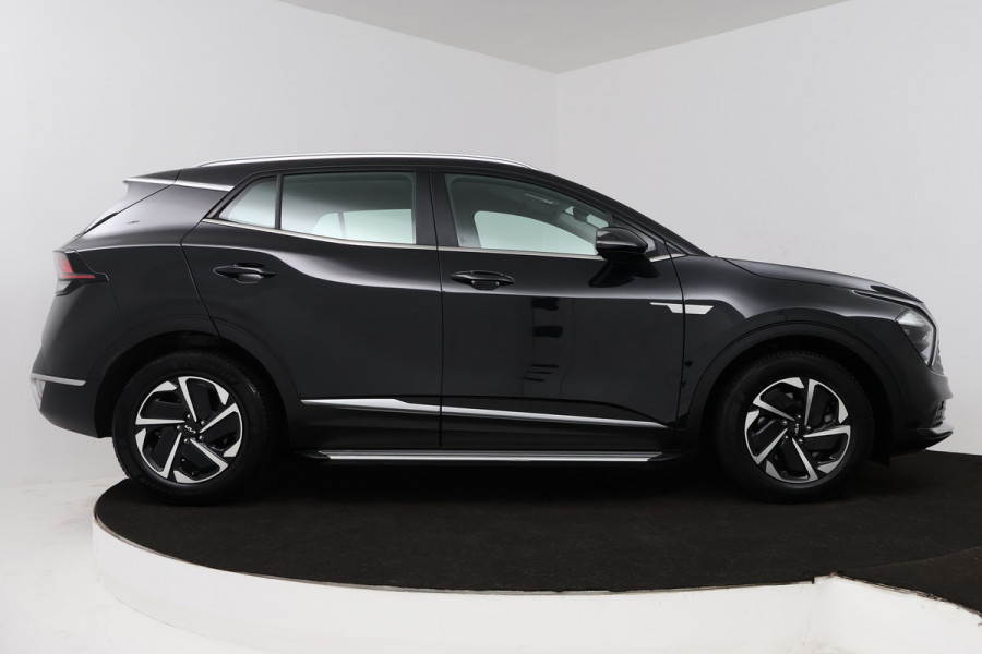 Kia Sportage 1.6 T-GDi Hybrid DynamicLine (TREKHAAK, DIGITALE COCKPIT, CRUISE ADAPTIEF, CAMERA, NAVIGATIE)