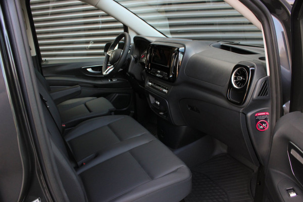 Mercedes-Benz Vito 119 CDI L3 4x4 SELECT LANG / BPM VRIJ / FULL BLACK OPS / VERLAAGD / AMG / SIDE- BARS / SPOILER / APPLE CARPLAY