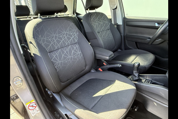 Škoda Fabia BWJ 2019 | 1.0TSI 96PK Clever | TREKHAAK | CLIMA | NAVIGATIE | CRUISE | PDC | LICHTMETAAL | CARPLAY |