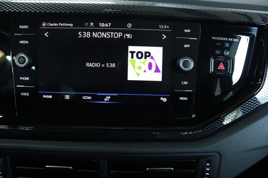 Volkswagen Polo 1.0 TSI Life (DIGITALE COCKPIT, NAVIGATIE, CRUISE ADAPTIEF, PARKEERSENSOREN)