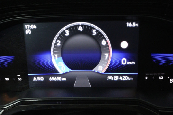 Volkswagen Polo 1.0 TSI Life (NAVIGATIE, CARPLAY, CRUISE CONTROL ADAPTIEF, PARKEERSENSOREN)