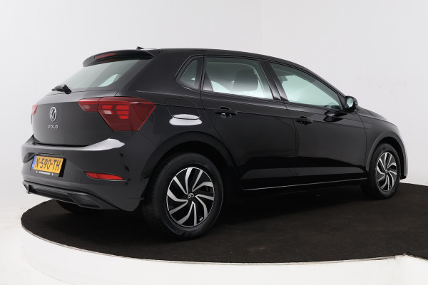 Volkswagen Polo 1.0 TSI Life (NAVIGATIE, CARPLAY, CRUISE CONTROL ADAPTIEF, PARKEERSENSOREN)