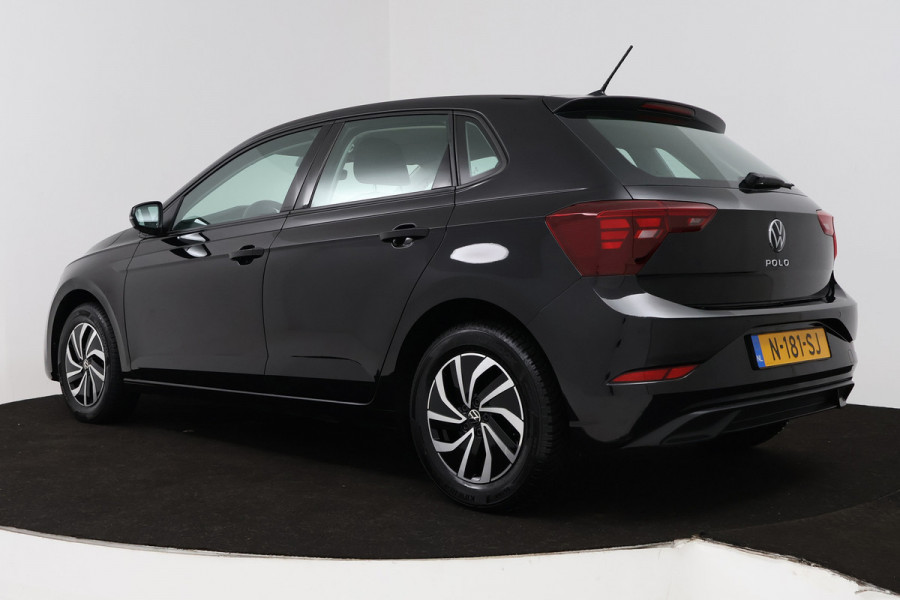Volkswagen Polo 1.0 TSI Life (PARKEERSENSOREN, DIGITALE COCKPIT, CRUISE ADAPTIEF, CARPLAY)