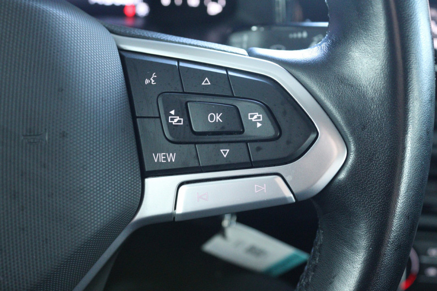 Volkswagen Polo 1.0 TSI Life (PARKEERSENSOREN, DIGITALE COCKPIT, CRUISE ADAPTIEF, CARPLAY)