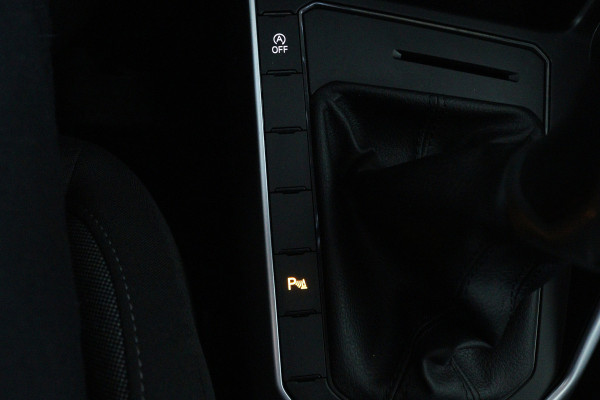 Volkswagen Polo 1.0 TSI Life (PARKEERSENSOREN, DIGITALE COCKPIT, CRUISE ADAPTIEF, CARPLAY)
