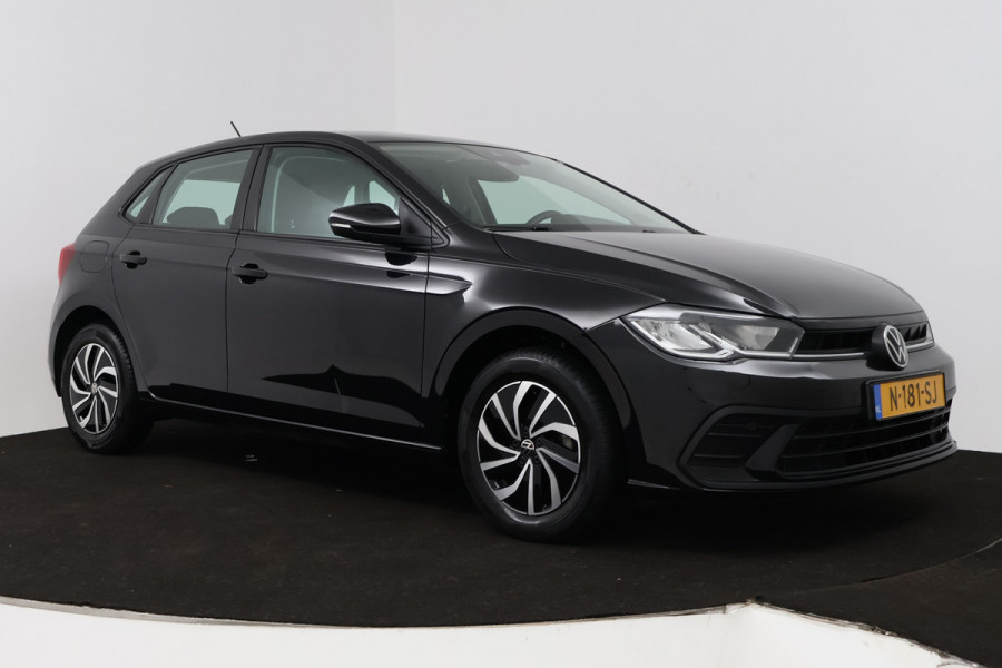 Volkswagen Polo 1.0 TSI Life (PARKEERSENSOREN, DIGITALE COCKPIT, CRUISE ADAPTIEF, CARPLAY)