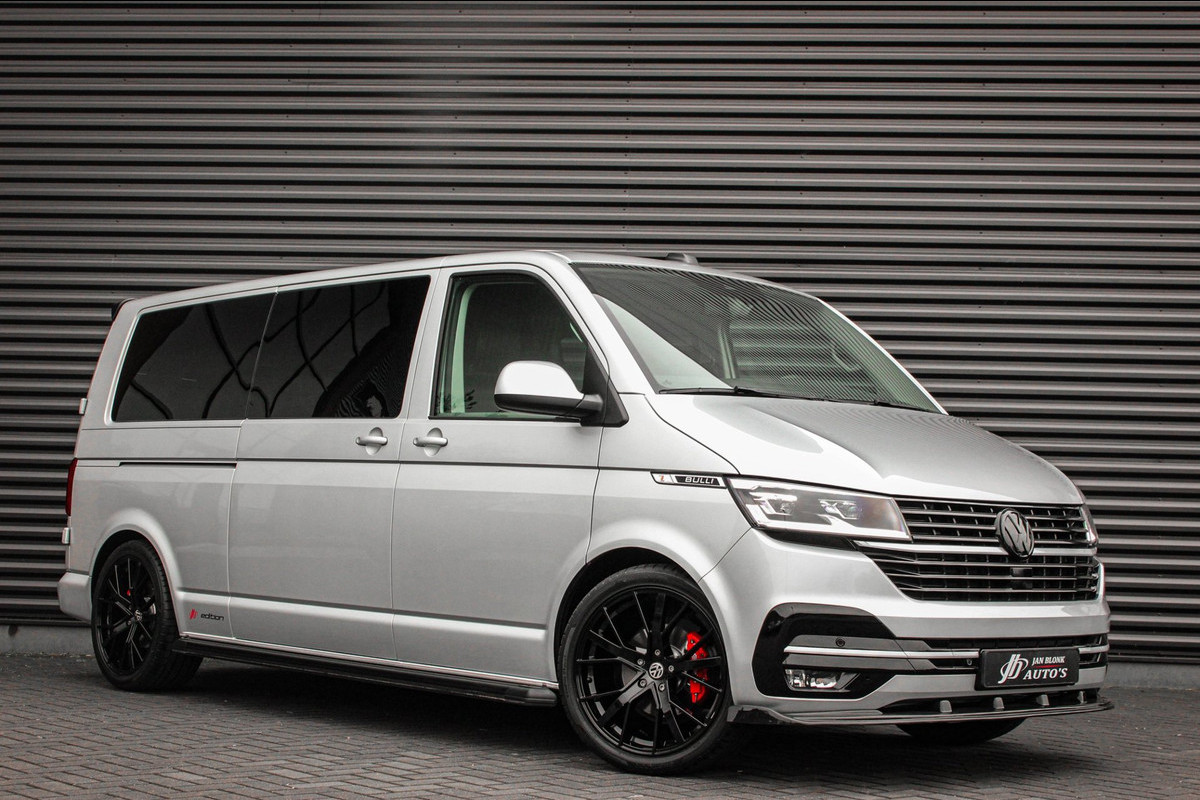 Volkswagen Transporter 2.0 TDI L2H1 150PK NEW LAGE BIJTELLING BULLI / LEDEREN BEKLEDING / DUBBEL CABINE / NAVIGATIE / ACTIVE