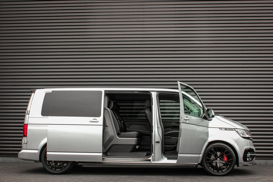 Volkswagen Transporter 2.0 TDI L2H1 150PK NEW LAGE BIJTELLING BULLI / LEDEREN BEKLEDING / DUBBEL CABINE / NAVIGATIE / ACTIVE