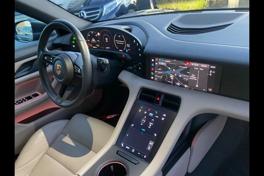 Porsche Taycan Sport Turismo PERFORMANCE 380PK! KRIJT/PANO/PPF/BOSE/LUCHTVERING