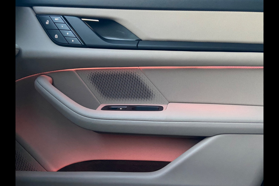 Porsche Taycan Sport Turismo PERFORMANCE 380PK! KRIJT/PANO/PPF/BOSE/LUCHTVERING
