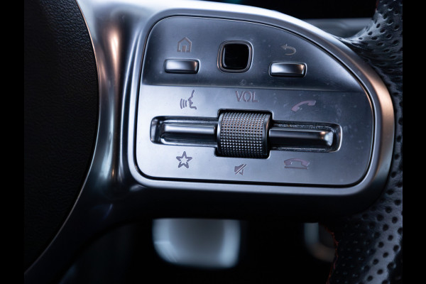 Mercedes-Benz GLA 250 e Business Sol. AMG Limited | Night pakket | Multi Beam Led | Stoelverw. | Camera | Navigatie | Cruise, PDC V+A, App. connect, Draadloze tel. lader, Sfeerverlichting