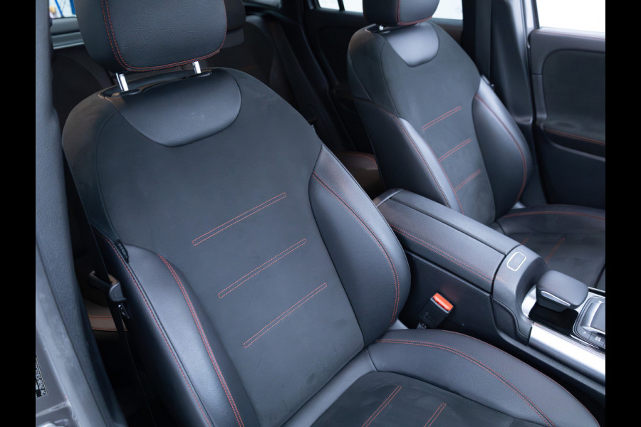 Mercedes-Benz GLA 250 e Business Sol. AMG Limited | Night pakket | Multi Beam Led | Stoelverw. | Camera | Navigatie | Cruise, PDC V+A, App. connect, Draadloze tel. lader, Sfeerverlichting
