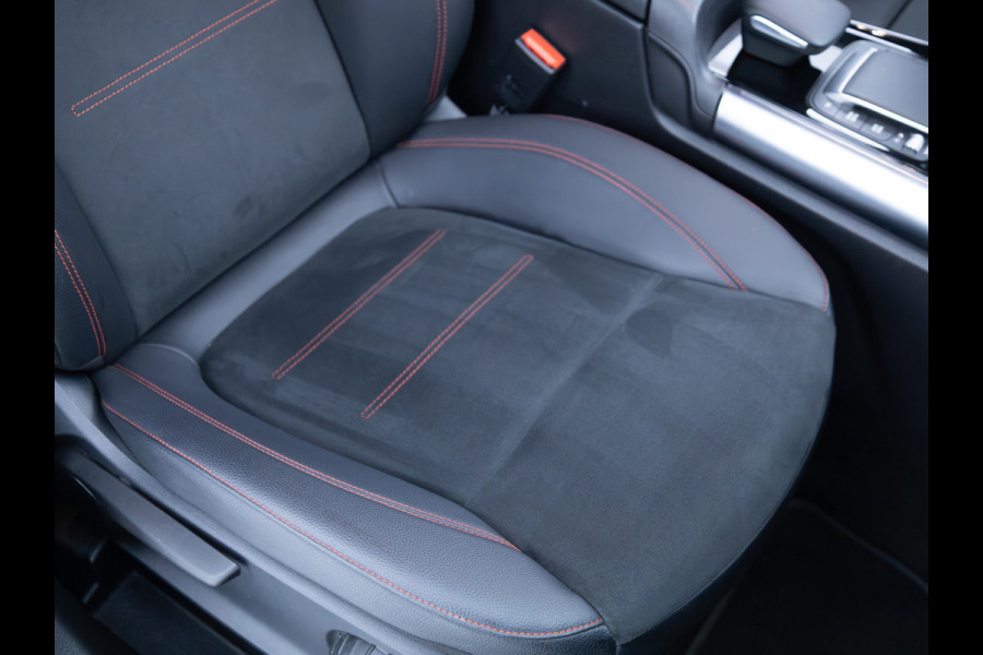 Mercedes-Benz GLA 250 e Business Sol. AMG Limited | Night pakket | Multi Beam Led | Stoelverw. | Camera | Navigatie | Cruise, PDC V+A, App. connect, Draadloze tel. lader, Sfeerverlichting