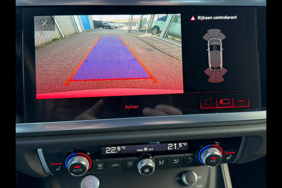 Audi Q3 Sportback 35 TFSI Pro Line S | Automaat 150Pk | Carplay Navi | Climate | Camera | Cruise | 20".