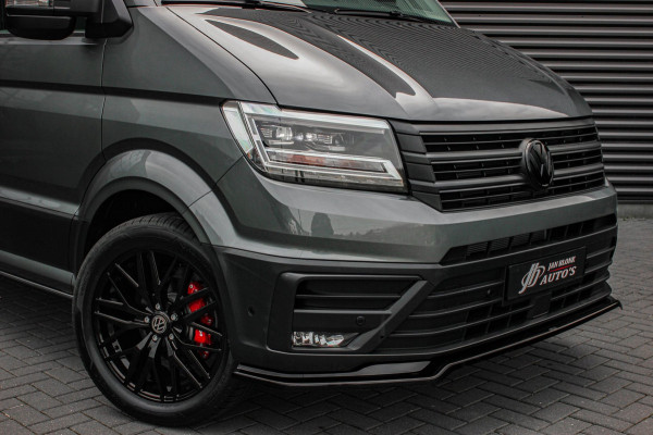 Volkswagen Crafter 2.0 TDI L3H3 Highline LED / XENON / APPLE CARPLAY / NAVIGATIE / DSG / FULL BLACK / 140PK / AUTOMAAT / 3-ZITS