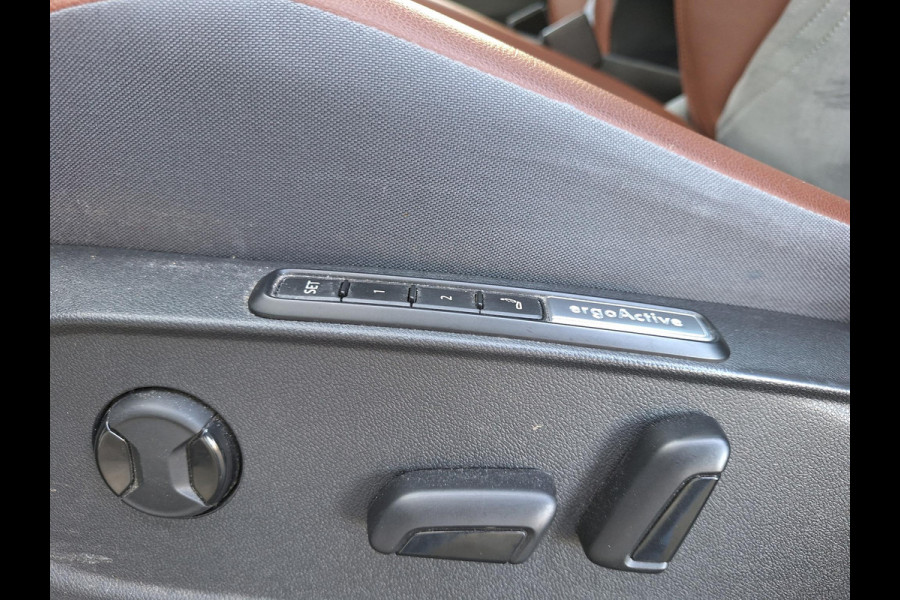 Volkswagen ID.4 Max 77 kWh | SOH: nnb | Panorama | 21"LM | 360Cam | Trekhaak Elektr |