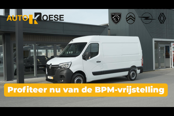 Renault Master T35 2.3 dCi 135 L2H2 Comfort | Direct Leverbaar | Navigatie | Parkeersensoren | Airco | Cruise Control | Vloerplaat In Laadruimte
