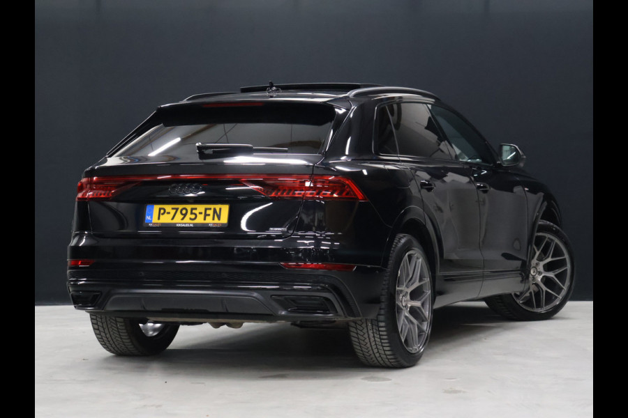 Audi Q8 60 TFSI e quattro Competition [SCHUIFDAK, RS STOELEN, B&O, TREKHAAK, APPLE CARPLAY, MEMORY SEATS, HEAD-UP, LEDEREN SPORTSTOELEN, STOELVERKOELING, STUURVERWARMING, 360 CAMERA, ADAPTIVE CRUISE, NIEUWSTAAT]