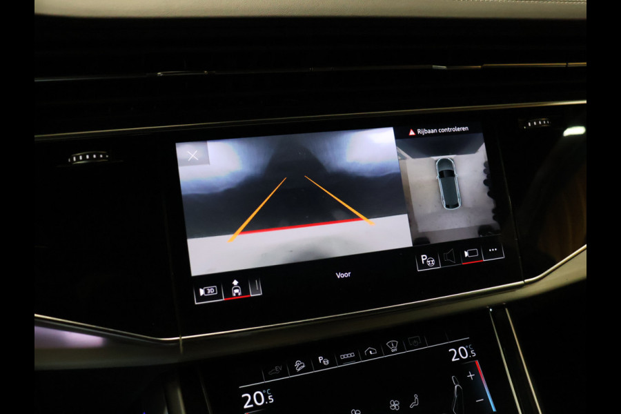 Audi Q8 60 TFSI e quattro Competition [SCHUIFDAK, RS STOELEN, B&O, TREKHAAK, APPLE CARPLAY, MEMORY SEATS, HEAD-UP, LEDEREN SPORTSTOELEN, STOELVERKOELING, STUURVERWARMING, 360 CAMERA, ADAPTIVE CRUISE, NIEUWSTAAT]