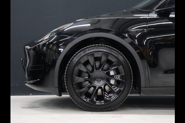 Tesla Model Y RWD 58 kWh [AUTOPILOT, TREKHAAK AFNEEMBAAR, PANORAMADAK, STUURVERWARMING, STOELVERWARMING, CAMERA, ELEKTRISCHE ACHTERKLEP, PDC V+A, VOL LEDER, CRUISE CONTROL, NIEUWSTAAT]