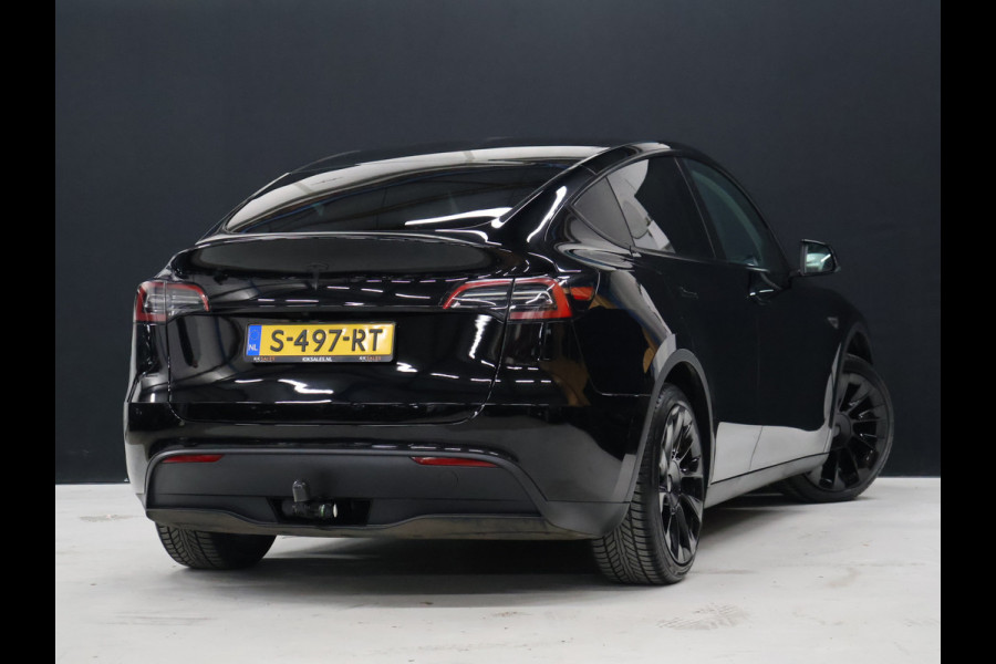 Tesla Model Y RWD 58 kWh [AUTOPILOT, TREKHAAK AFNEEMBAAR, PANORAMADAK, STUURVERWARMING, STOELVERWARMING, CAMERA, ELEKTRISCHE ACHTERKLEP, PDC V+A, VOL LEDER, CRUISE CONTROL, NIEUWSTAAT]