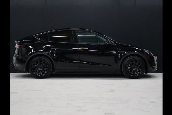 Tesla Model Y RWD 58 kWh [AUTOPILOT, TREKHAAK AFNEEMBAAR, PANORAMADAK, STUURVERWARMING, STOELVERWARMING, CAMERA, ELEKTRISCHE ACHTERKLEP, PDC V+A, VOL LEDER, CRUISE CONTROL, NIEUWSTAAT]