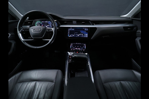 Audi e-tron 55 quattro Business edition Plus 95 kWh [SCHUIFDAK, MEMORY SEATS, CAMERA, APPLE CARPLAY, ANDROID AUTO, NIEUWSTAAT]