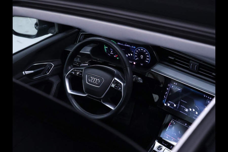 Audi e-tron 55 quattro Business edition Plus 95 kWh [SCHUIFDAK, MEMORY SEATS, CAMERA, APPLE CARPLAY, ANDROID AUTO, NIEUWSTAAT]