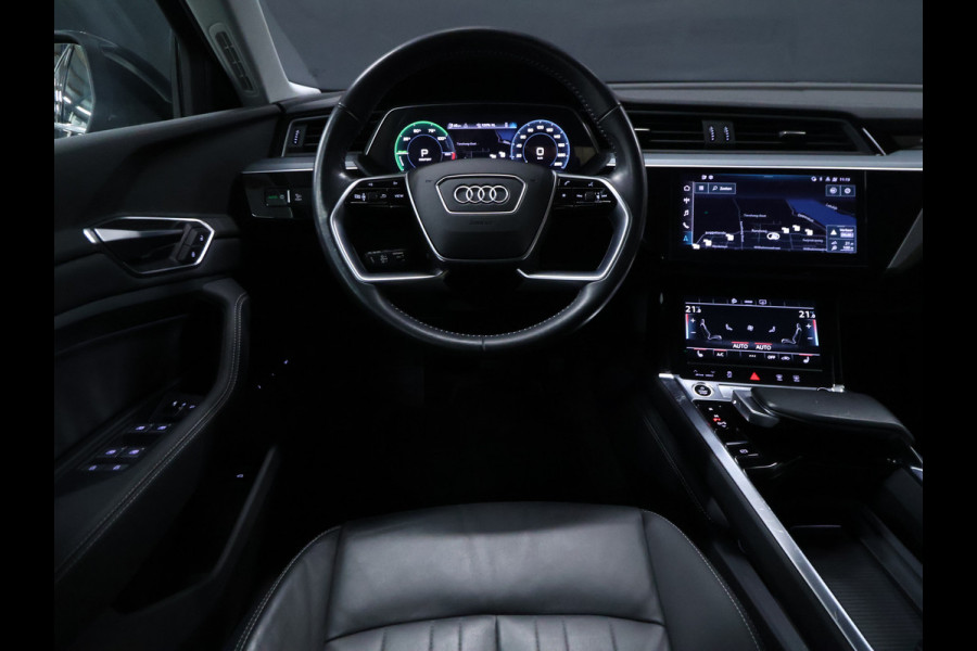 Audi e-tron 55 quattro Business edition Plus 95 kWh [SCHUIFDAK, MEMORY SEATS, CAMERA, APPLE CARPLAY, ANDROID AUTO, NIEUWSTAAT]