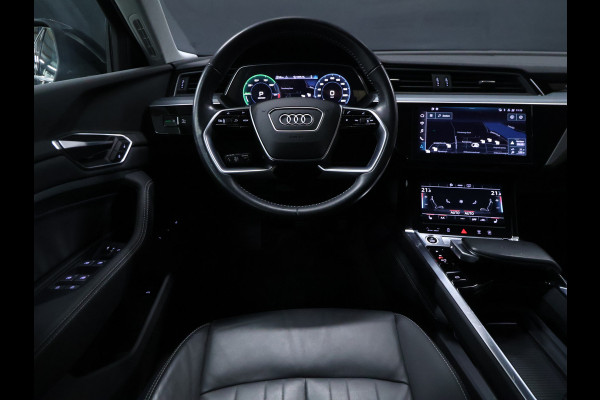 Audi e-tron 55 quattro Business edition Plus 95 kWh [SCHUIFDAK, MEMORY SEATS, CAMERA, APPLE CARPLAY, ANDROID AUTO, NIEUWSTAAT]