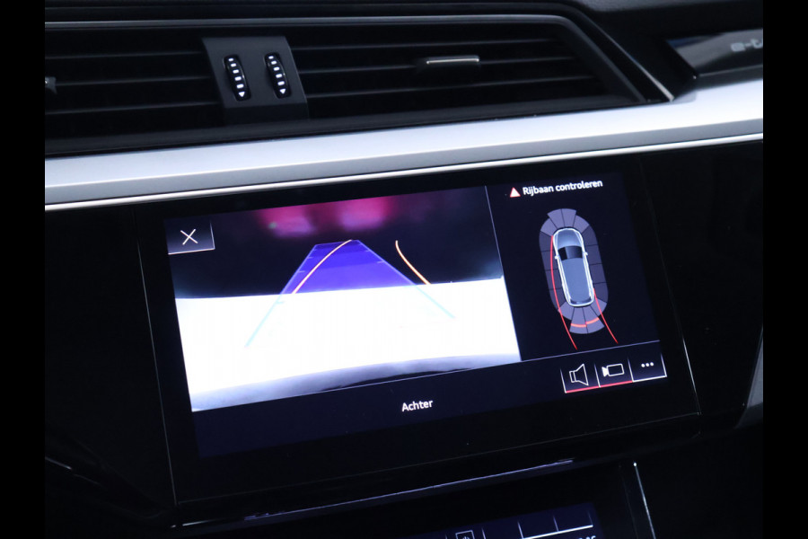 Audi e-tron 55 quattro Business edition Plus 95 kWh [SCHUIFDAK, MEMORY SEATS, CAMERA, APPLE CARPLAY, ANDROID AUTO, NIEUWSTAAT]