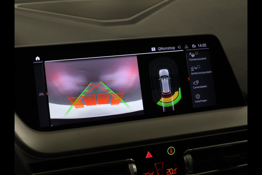 BMW 1-serie 120i Executive Edition [HARMAN/KARDON, APPLE CARPLAY, ANDROID, ADAPTIVE CRUISE CONTROL, CAMERA, CLIMATE CONTROL, NIEUWSTAAT]