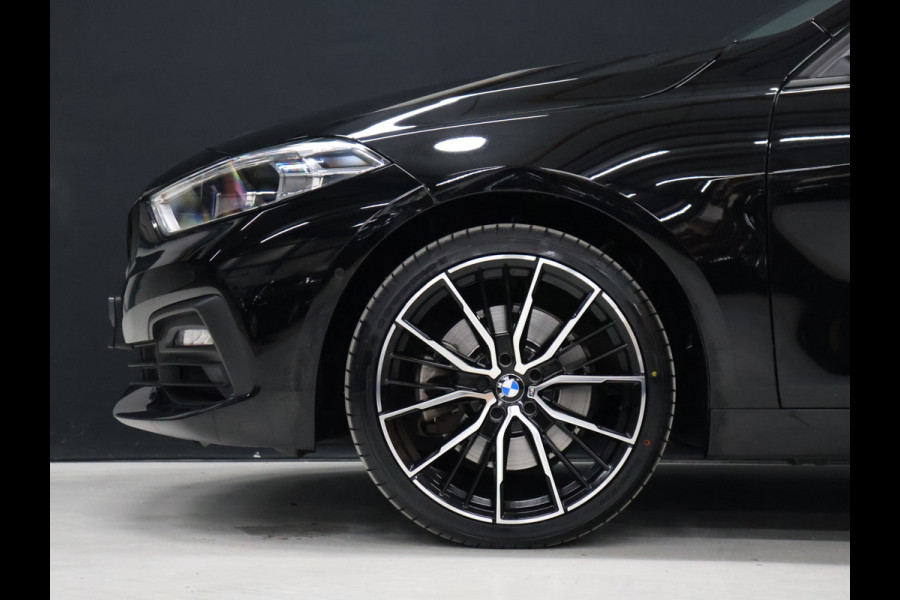 BMW 1-serie 120i Executive Edition [HARMAN/KARDON, APPLE CARPLAY, ANDROID, ADAPTIVE CRUISE CONTROL, CAMERA, CLIMATE CONTROL, NIEUWSTAAT]