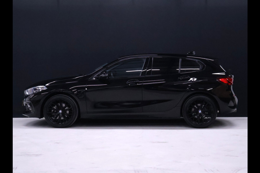 BMW 1-serie 118i M Sport [SFEERVERLICHTING, APPLE CARPLAY, ANDROID AUTO, STOELVERWARMING, M SPORTSTUUR, CRUISE CONTROL, NIEUWSTAAT]