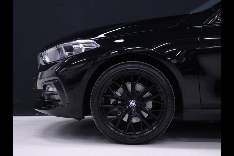 BMW 1-serie 118i M Sport [SFEERVERLICHTING, APPLE CARPLAY, ANDROID AUTO, STOELVERWARMING, M SPORTSTUUR, CRUISE CONTROL, NIEUWSTAAT]