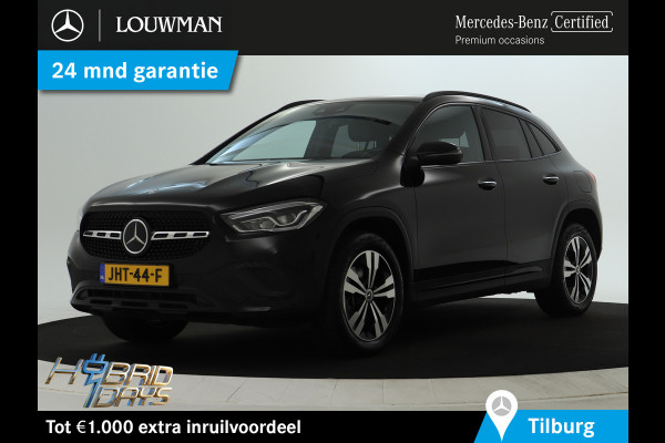 Mercedes-Benz GLA 250 e Plug-In Hybride Trekhaak | Night Pakket |Stoelverwarming voor | Distronic | Achteruitrijcamera | Keyless go | Dodehoek Assist.. Inclusief 24 maanden Mercedes-Benz Certified garantie voor Europa.