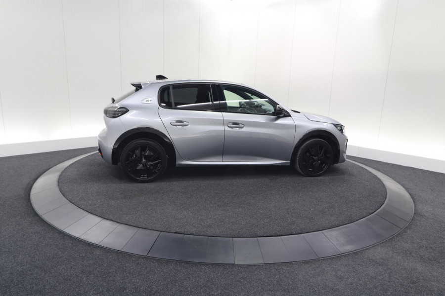 Peugeot 208 PureTech 100 GT Dark Edition | Camera | Navigatie | Apple Carplay | Parkeersensoren