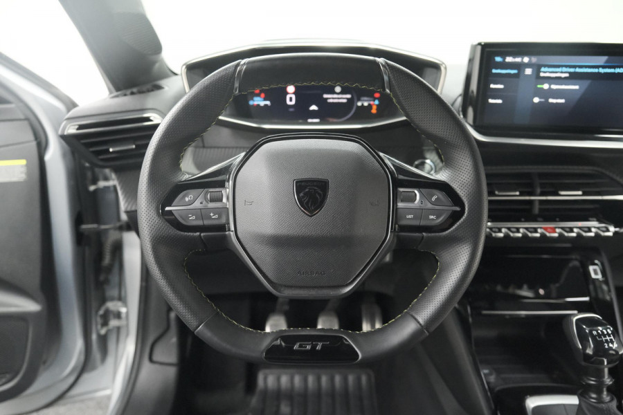 Peugeot 208 PureTech 100 GT Dark Edition | Camera | Navigatie | Apple Carplay | Parkeersensoren