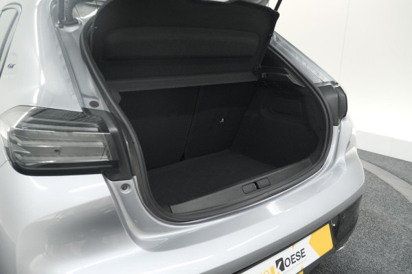 Peugeot 208 PureTech 100 GT Dark Edition | Camera | Navigatie | Apple Carplay | Parkeersensoren