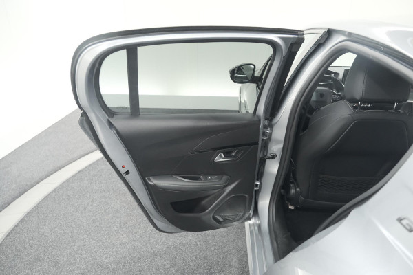 Peugeot 208 PureTech 100 GT Dark Edition | Camera | Navigatie | Apple Carplay | Parkeersensoren