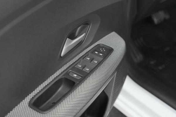 Dacia Sandero TCe 90 CVT Expression | Parkeersensoren | Apple Carplay | Cruise Control