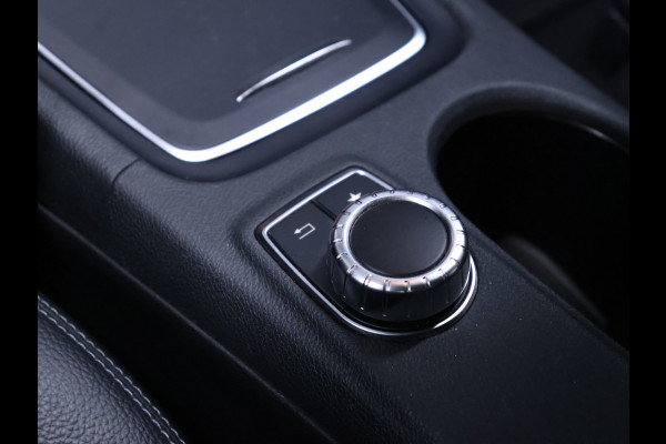 Mercedes-Benz CLA-Klasse 180 AMG [APPLE CARPLAY, AMG VELG, LEDER INTERIEUR, CRUISE CONTROL, AUTOMATISCH DIMLICHT, SCHAKELFLIPPERS, NIEUWSTAAT]
