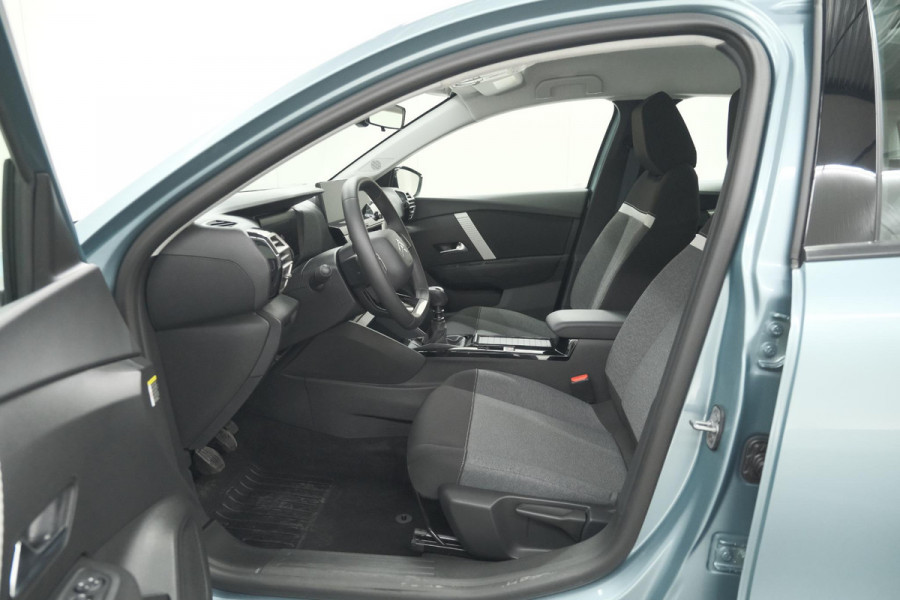 Citroën C4 Puretech 130 Plus | Camera | Apple Carplay | Parkeersensoren