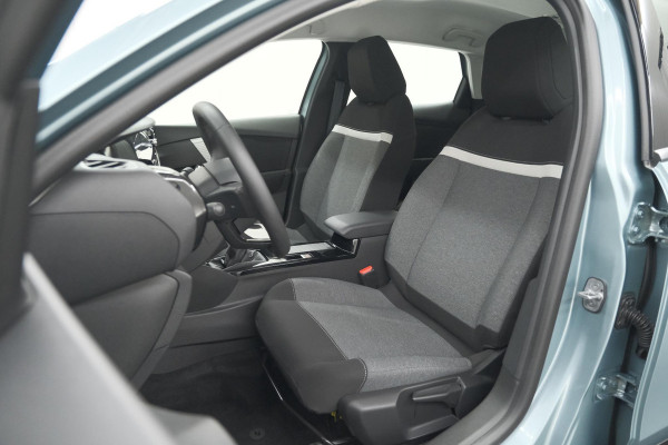 Citroën C4 Puretech 130 Plus | Camera | Apple Carplay | Parkeersensoren