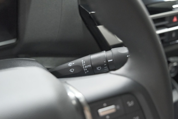 Citroën C4 Puretech 130 Plus | Camera | Apple Carplay | Parkeersensoren