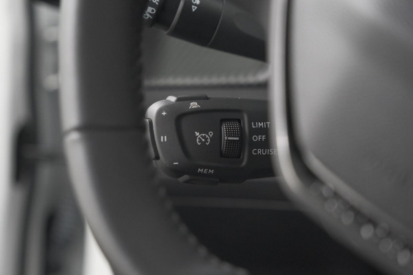 Peugeot 208 PureTech 100 Allure Pack | Camera | Adaptieve Cruise Control | Apple Carplay | Stoelverwarming