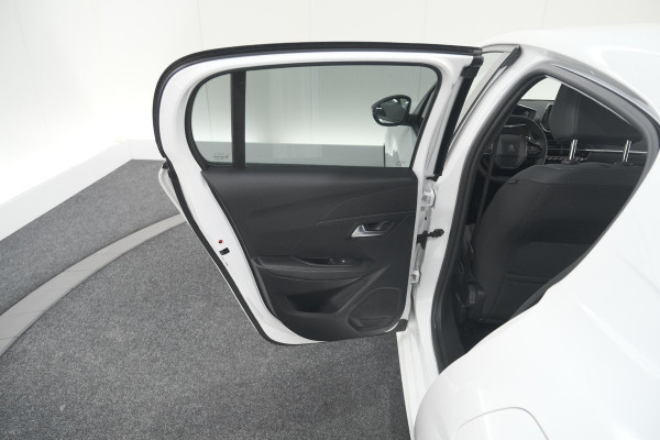 Peugeot 208 PureTech 100 Allure Pack | Camera | Adaptieve Cruise Control | Apple Carplay | Stoelverwarming