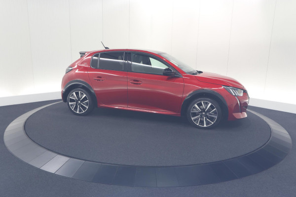Peugeot 208 PureTech 130 EAT8 GT | Panoramadak | Camera | Apple Carplay | Stoelverwarming