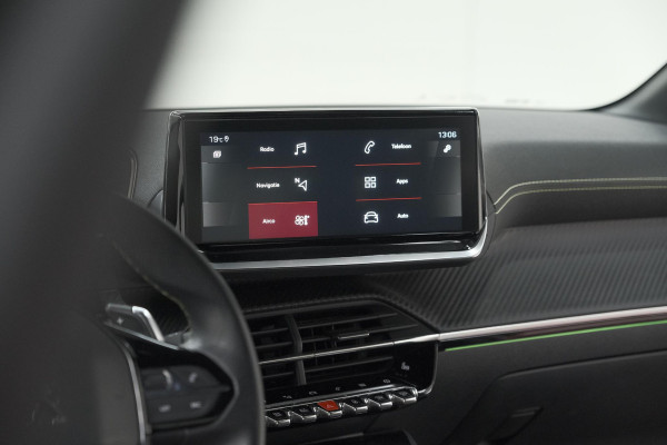 Peugeot 208 PureTech 130 EAT8 GT | Panoramadak | Camera | Apple Carplay | Stoelverwarming